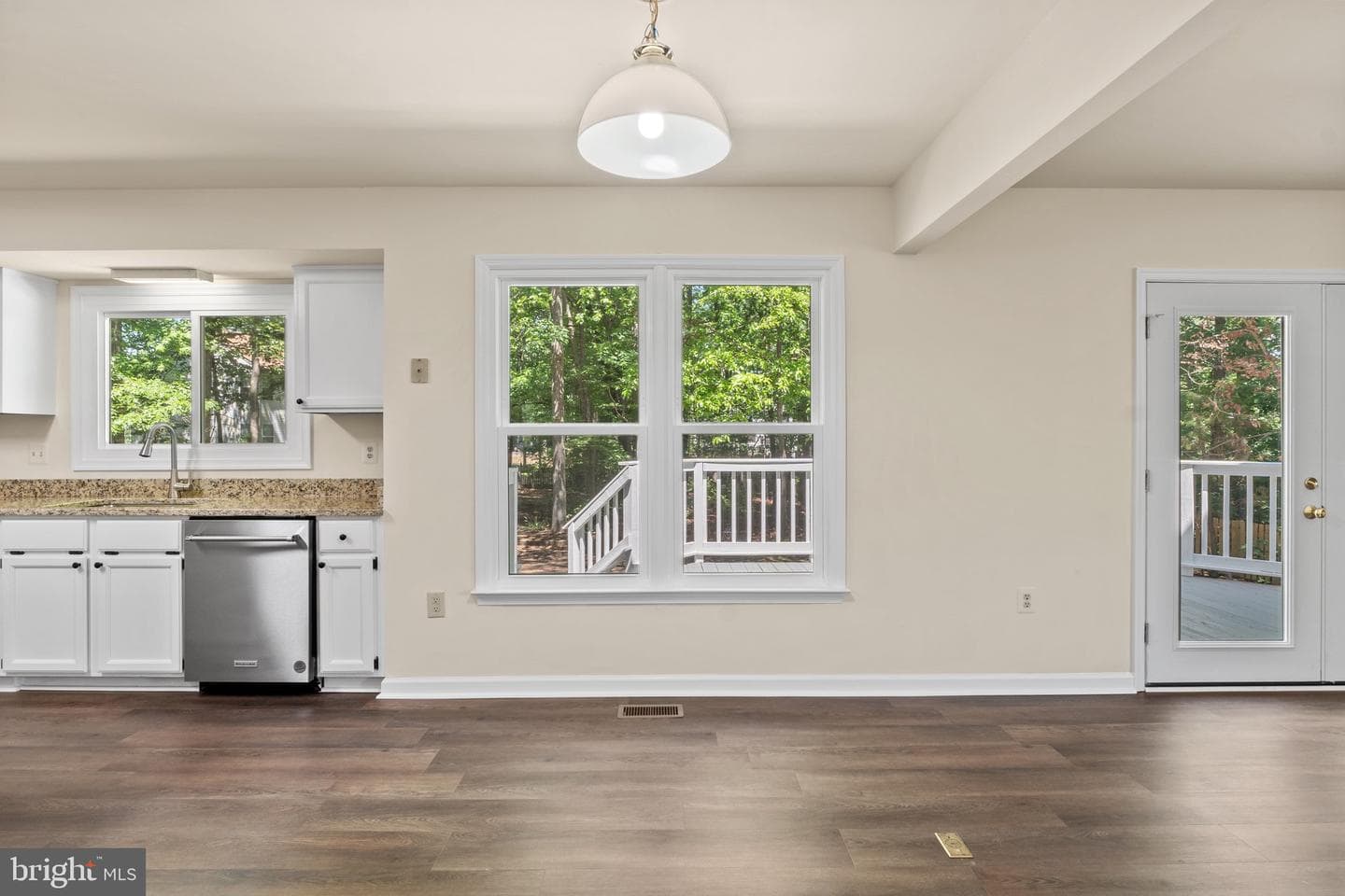 5015 Brookshire Court E photo 22