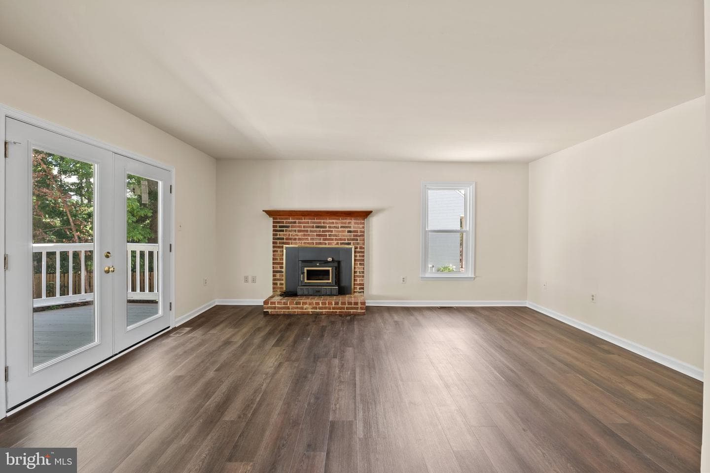 5015 Brookshire Court E photo 23