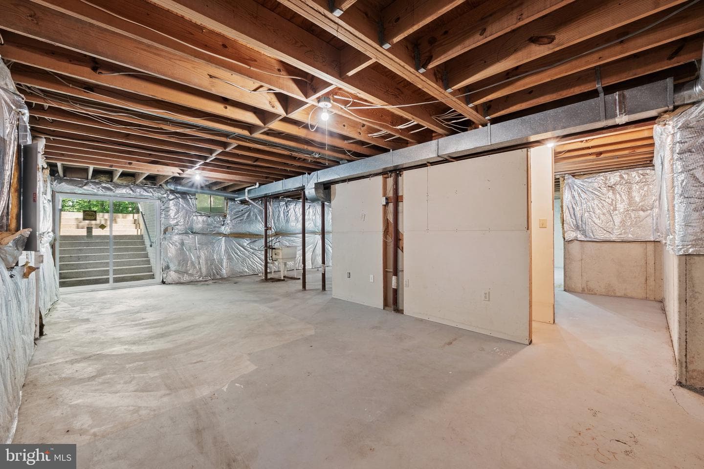 5015 Brookshire Court E photo 45