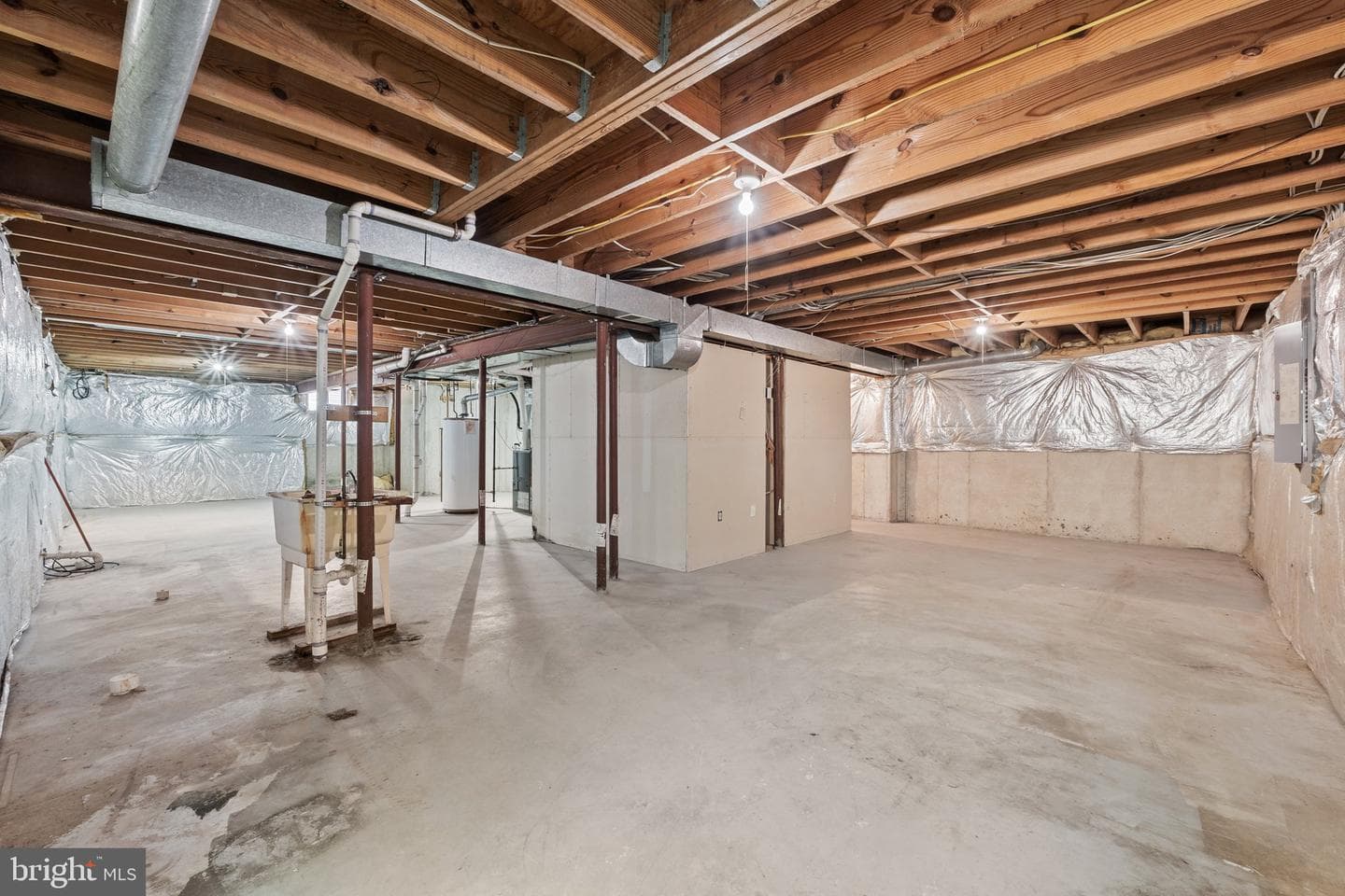 5015 Brookshire Court E photo 46