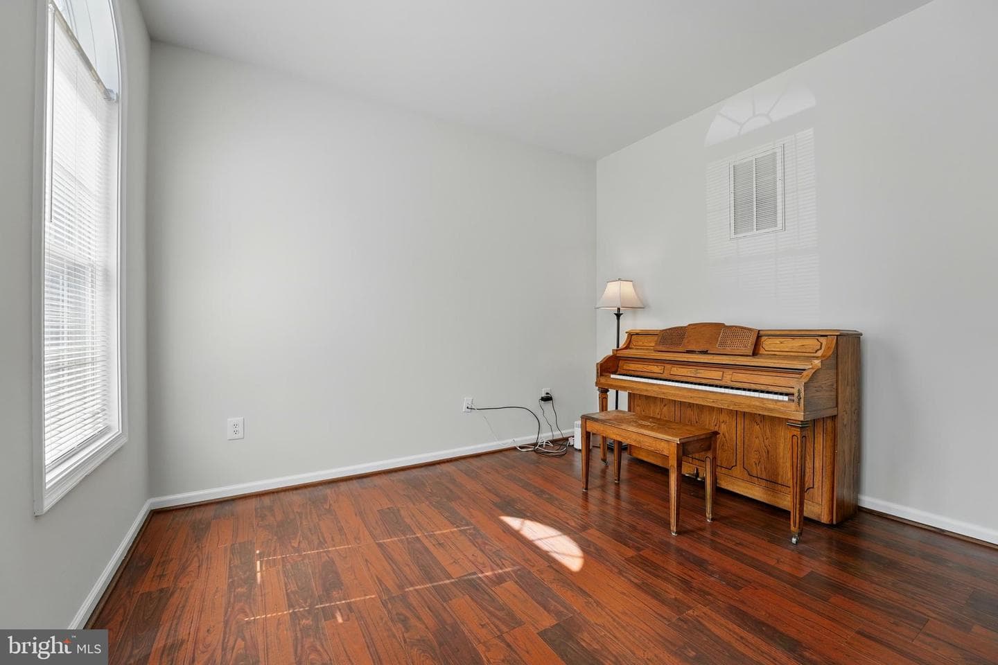 11209 Spring Meadow Boulevard photo 10