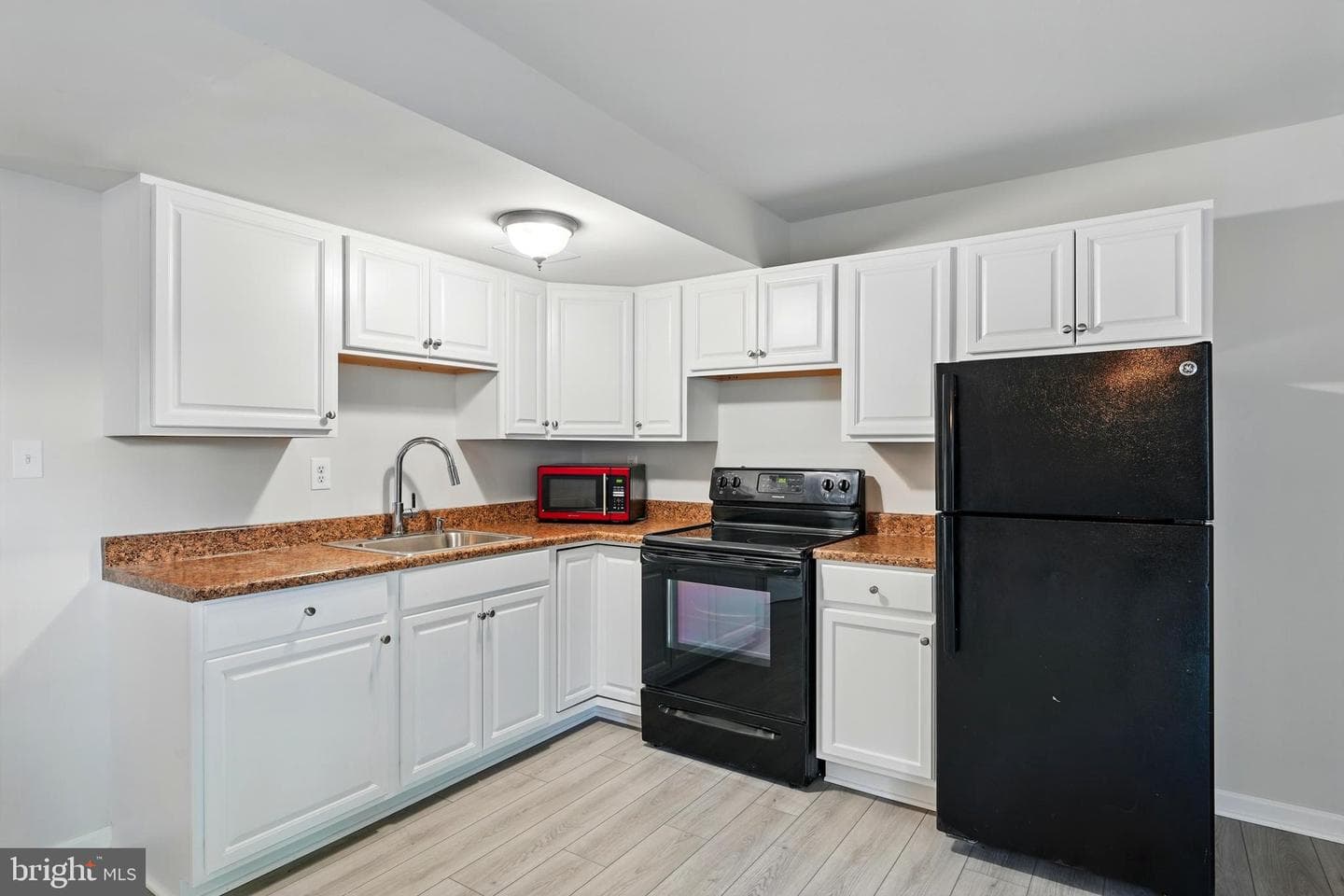 11209 Spring Meadow Boulevard photo 29