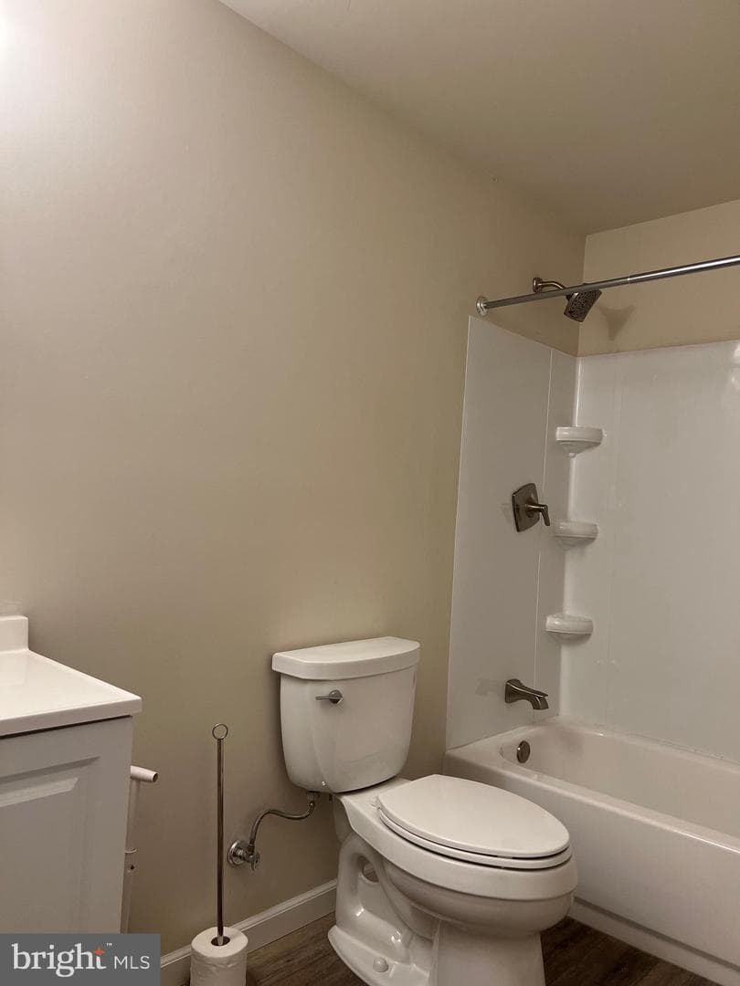 5716 Spring Arbor Circle photo 18