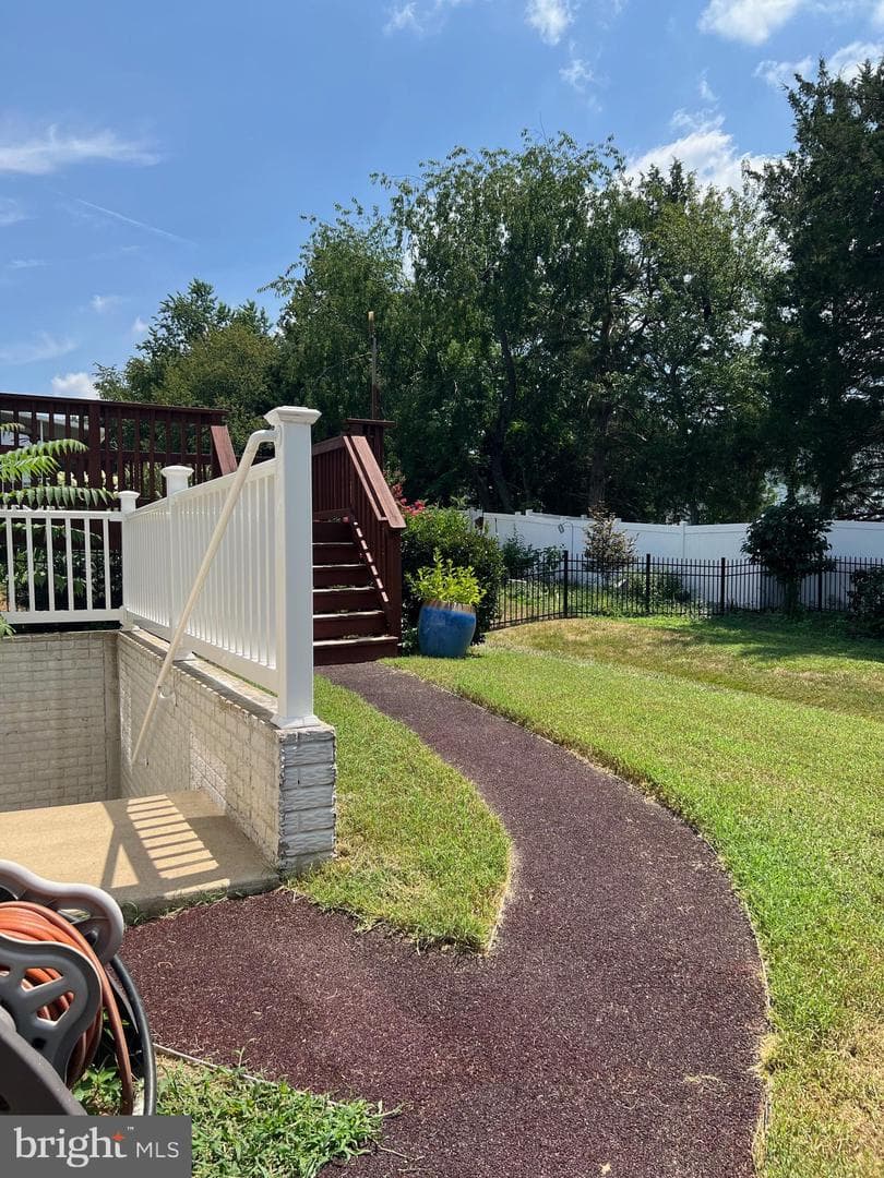 5716 Spring Arbor Circle photo 25