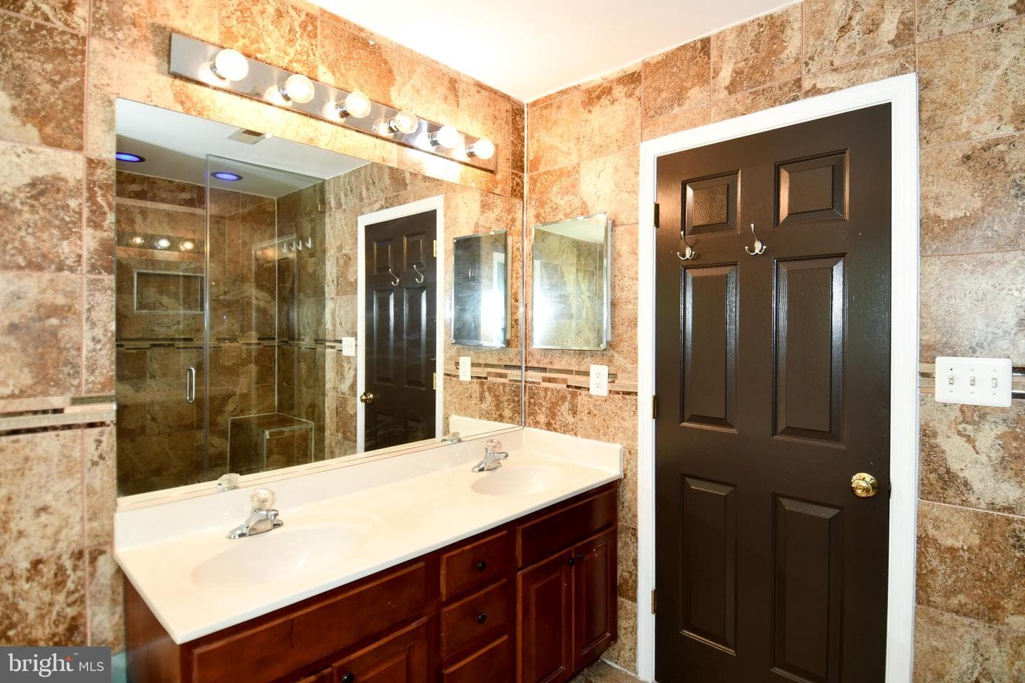 6218 Hot Spring Lane photo 14