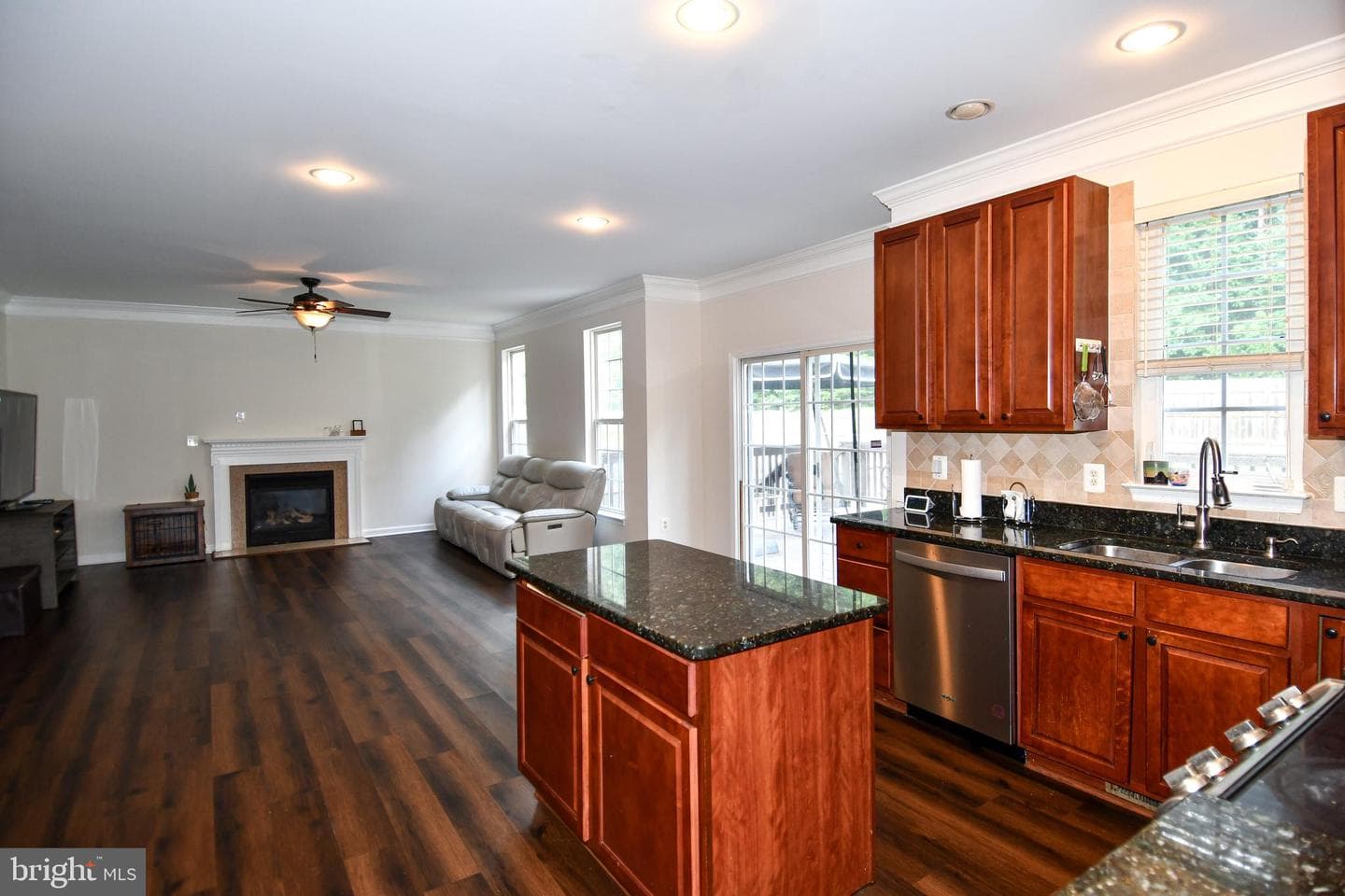 6218 Hot Spring Lane photo 4
