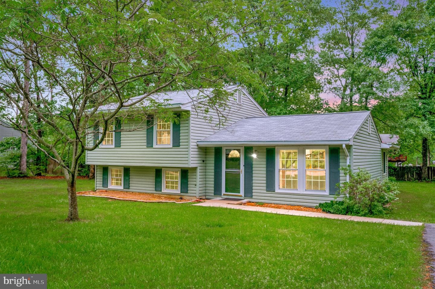 705 Churchill Drive photo 1