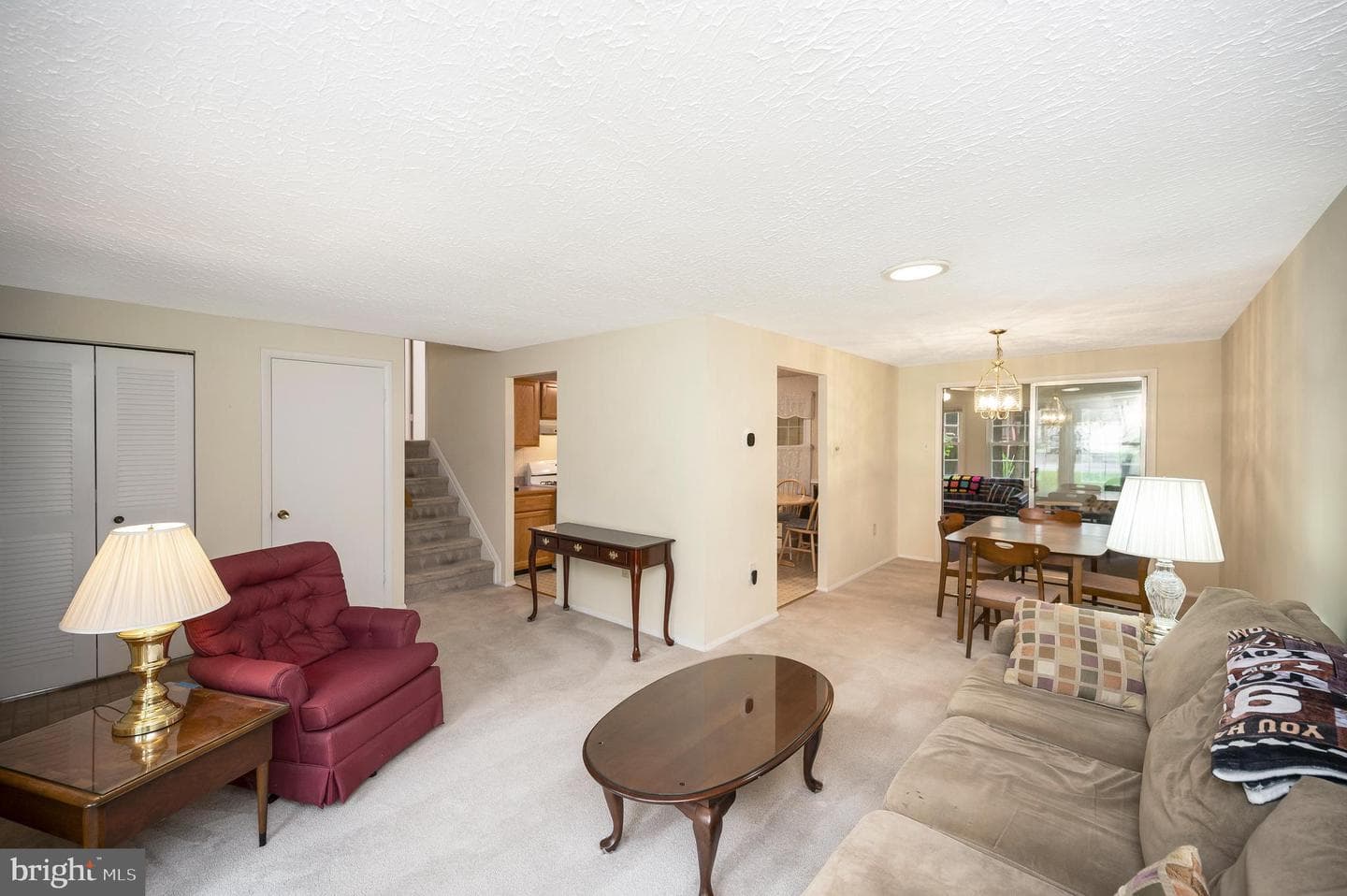 705 Churchill Drive photo 11