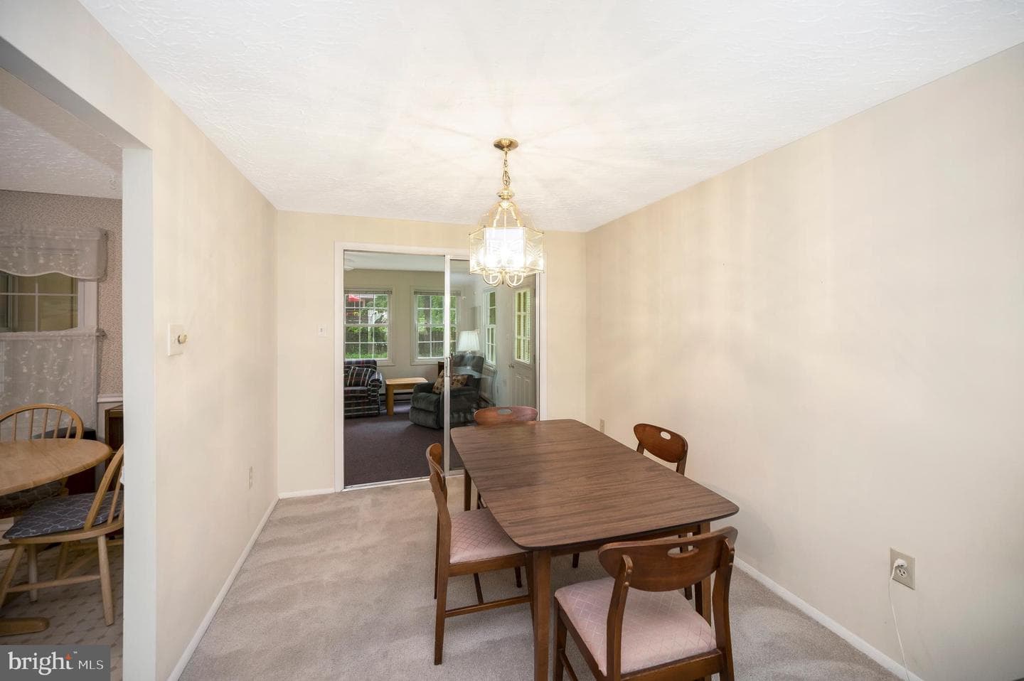 705 Churchill Drive photo 13