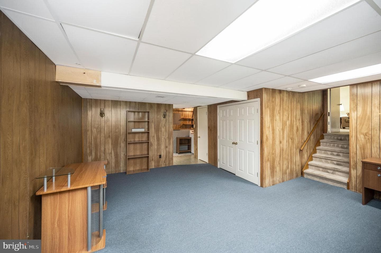 705 Churchill Drive photo 34