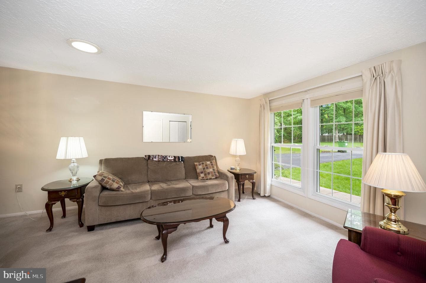 705 Churchill Drive photo 9