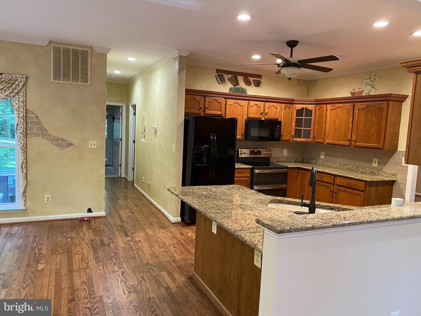 10724 Tealwing Cove photo 11