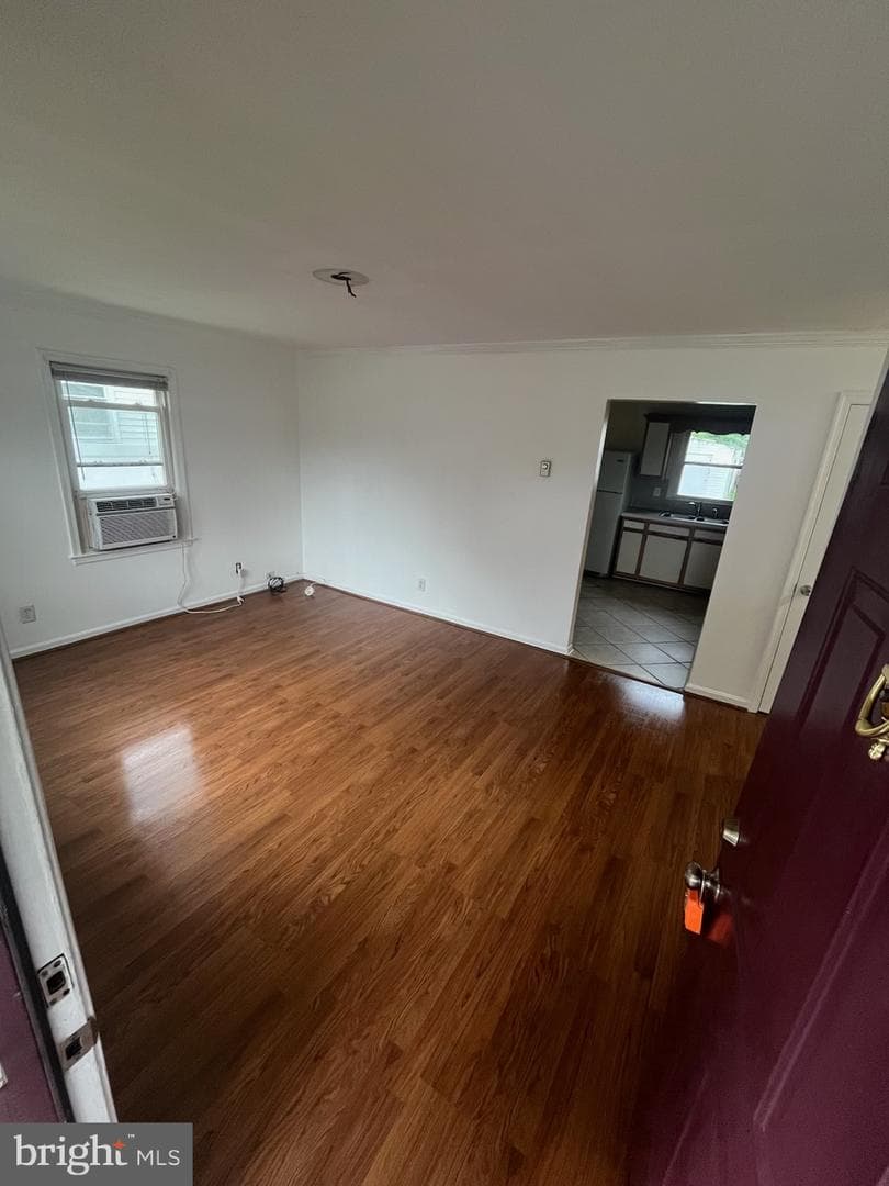 407 Hamilton Street photo 7