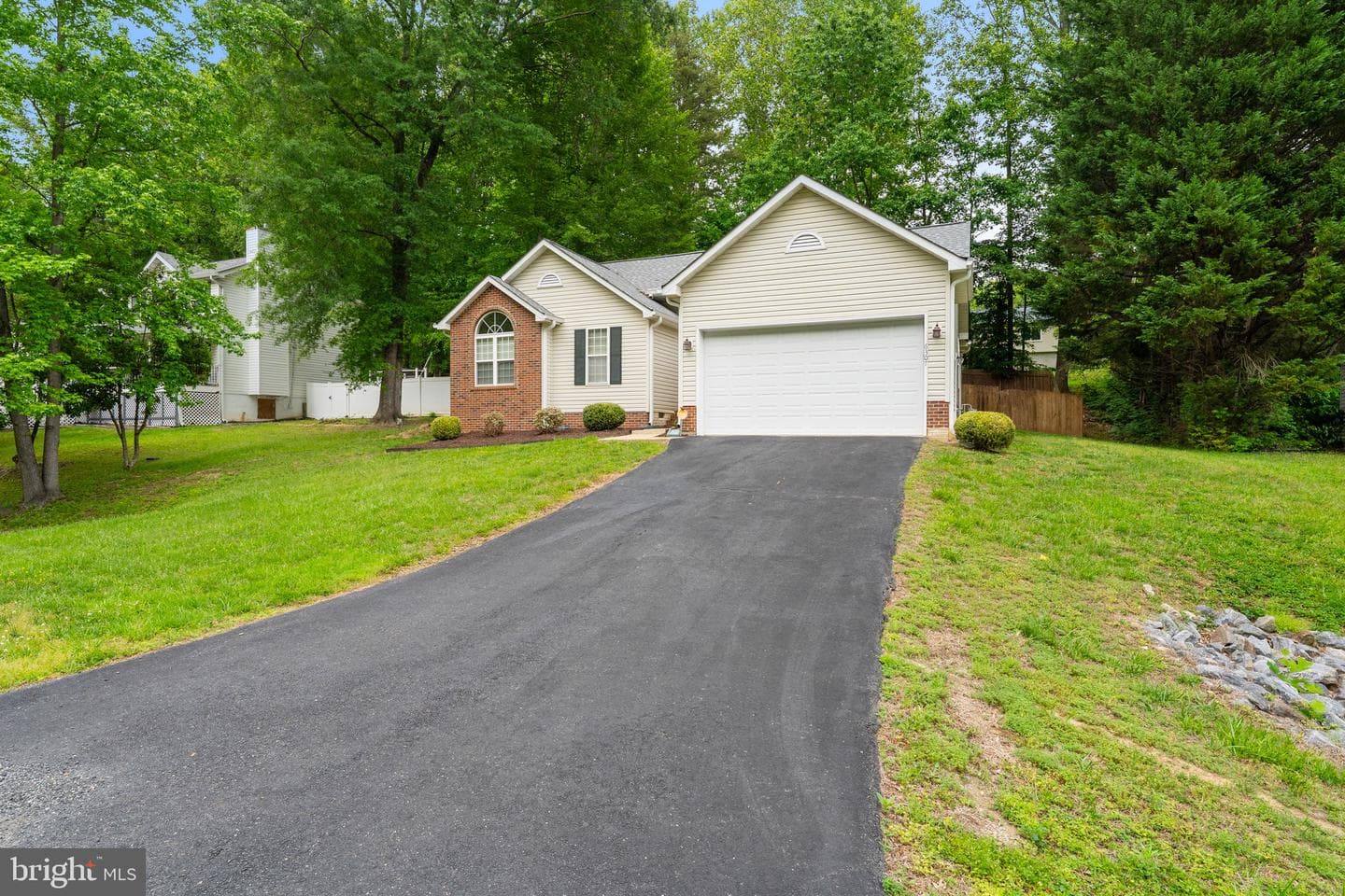 6307 Wendover Court photo 2