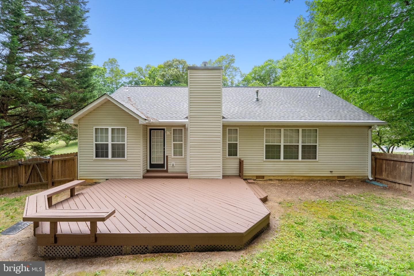 6307 Wendover Court photo 4