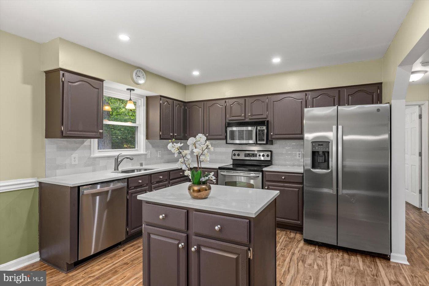 12707 Pickett Court photo 8