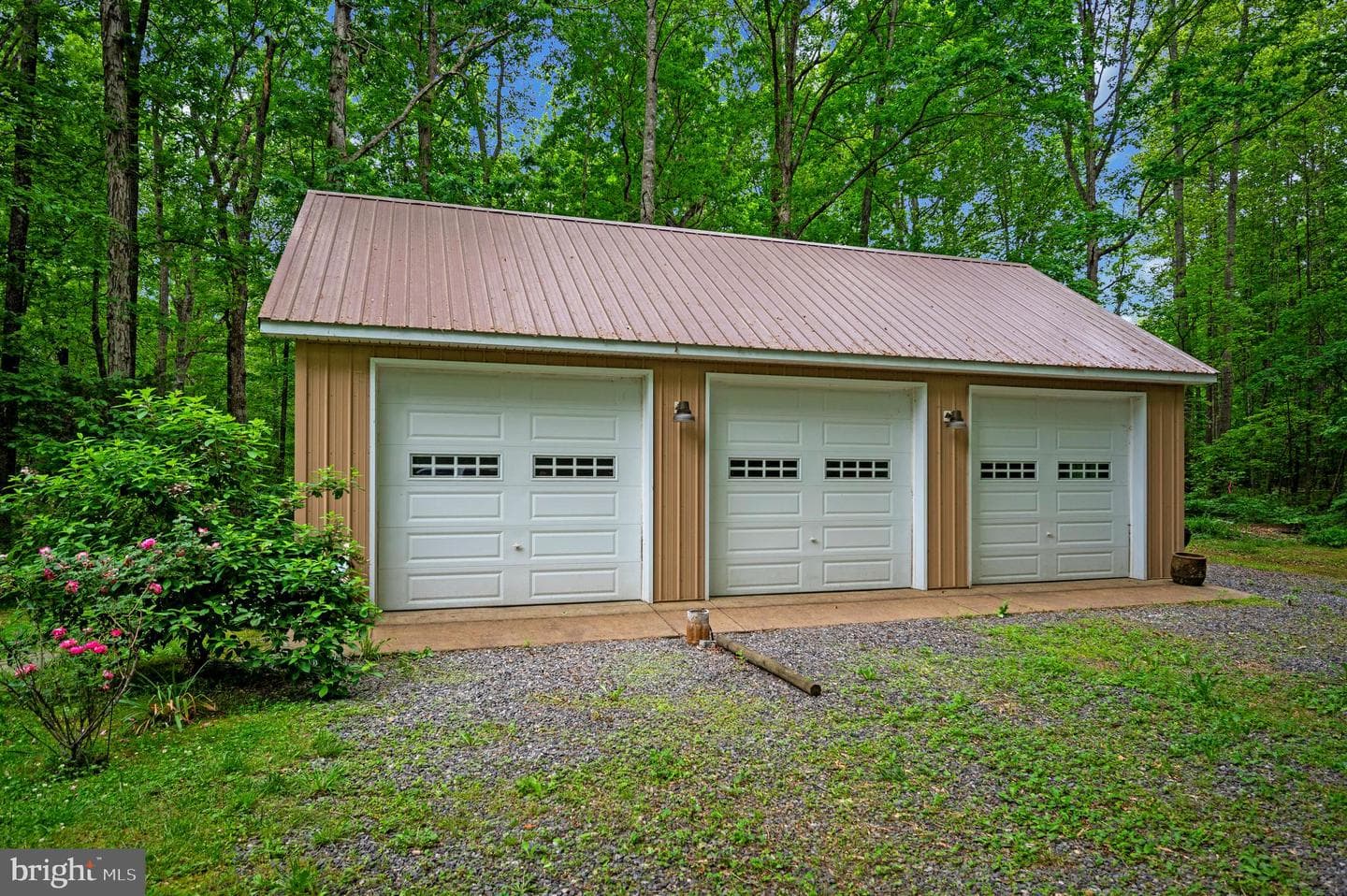 10001 Shawnee Lane photo 4