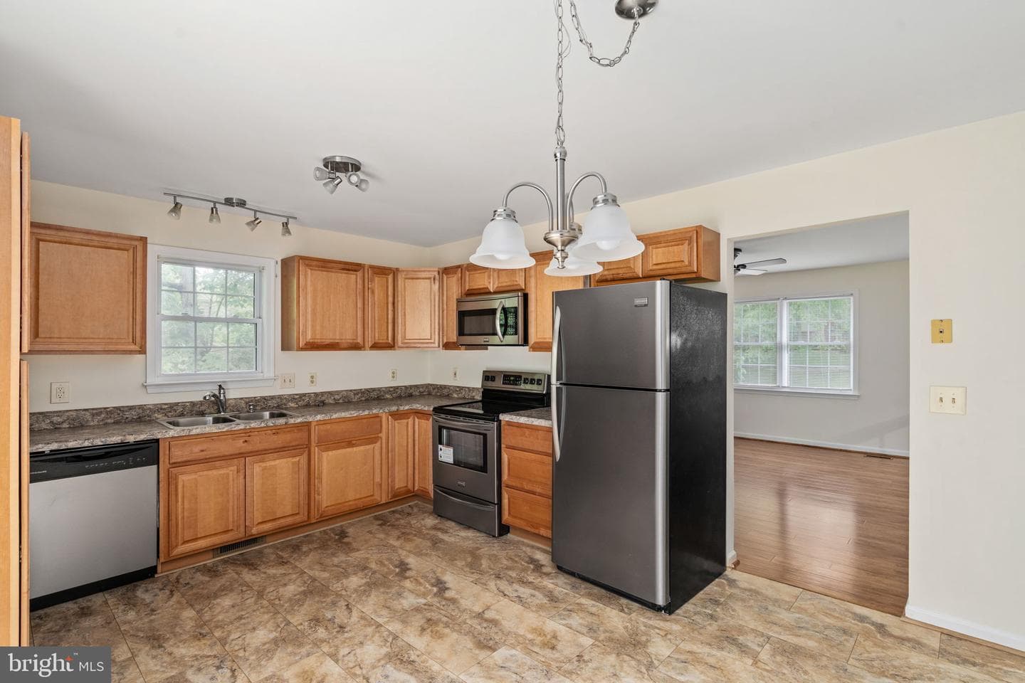 6400 Plantation Forest Drive photo 7