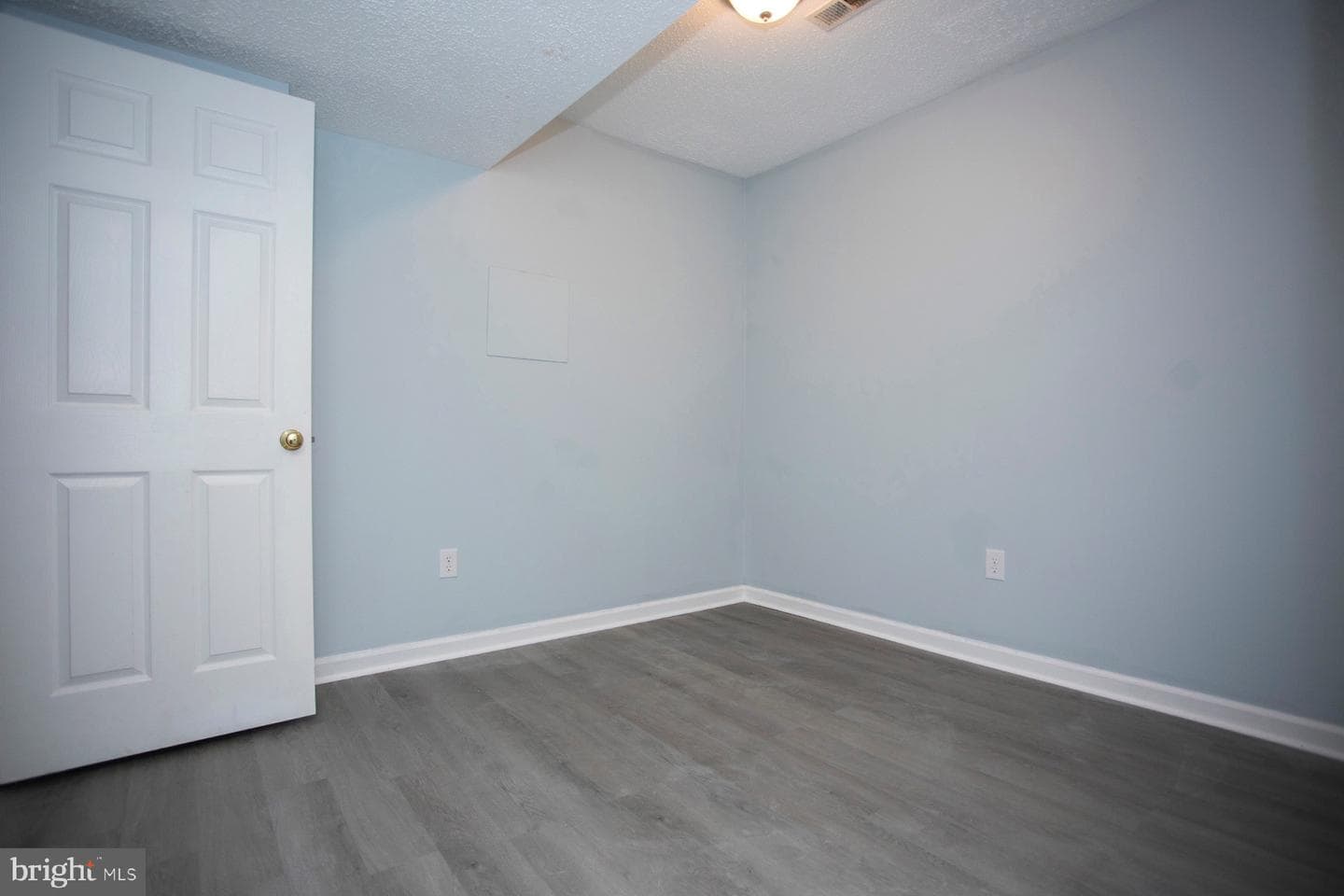 2903 Broyhill Court photo 32