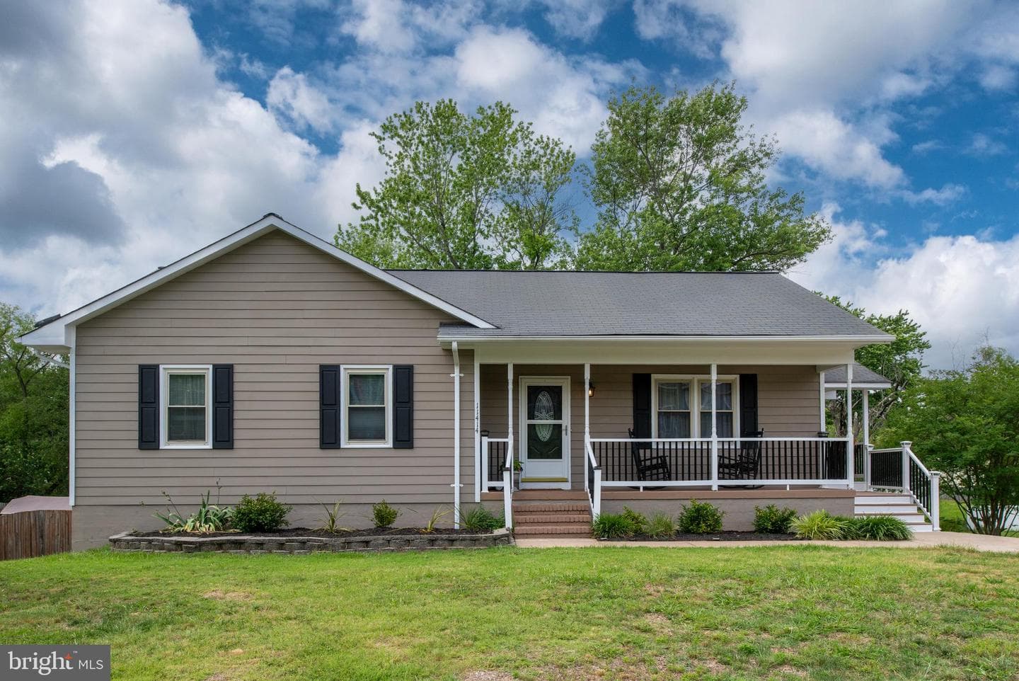 11414 Warner Drive photo 4