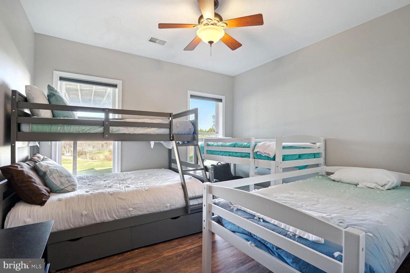 6800 Lake Pointe Drive photo 40