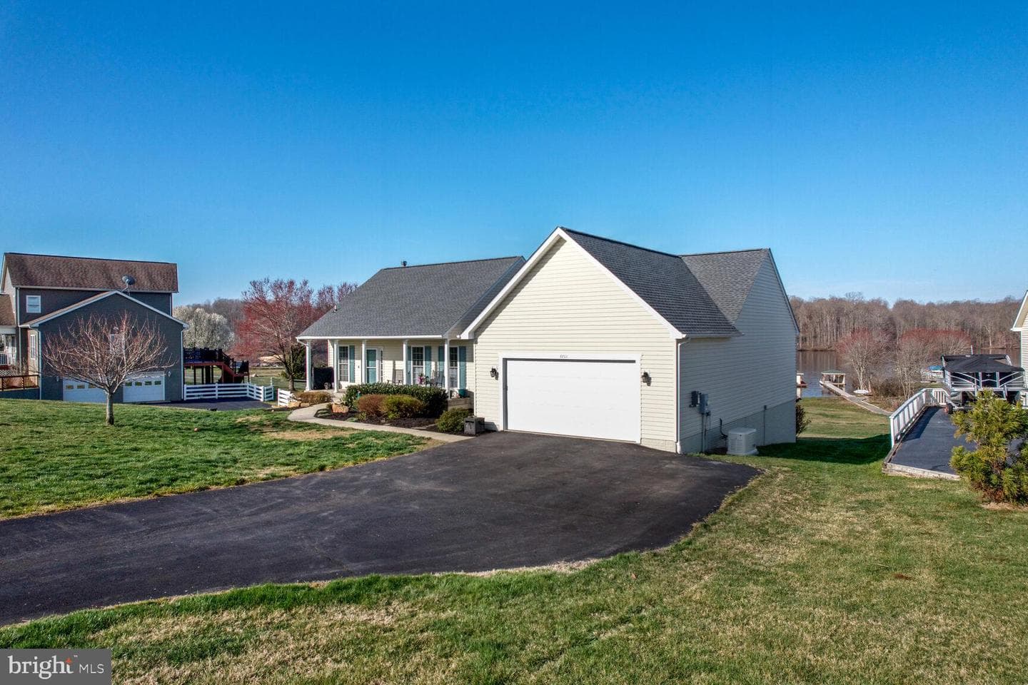 6800 Lake Pointe Drive photo 54