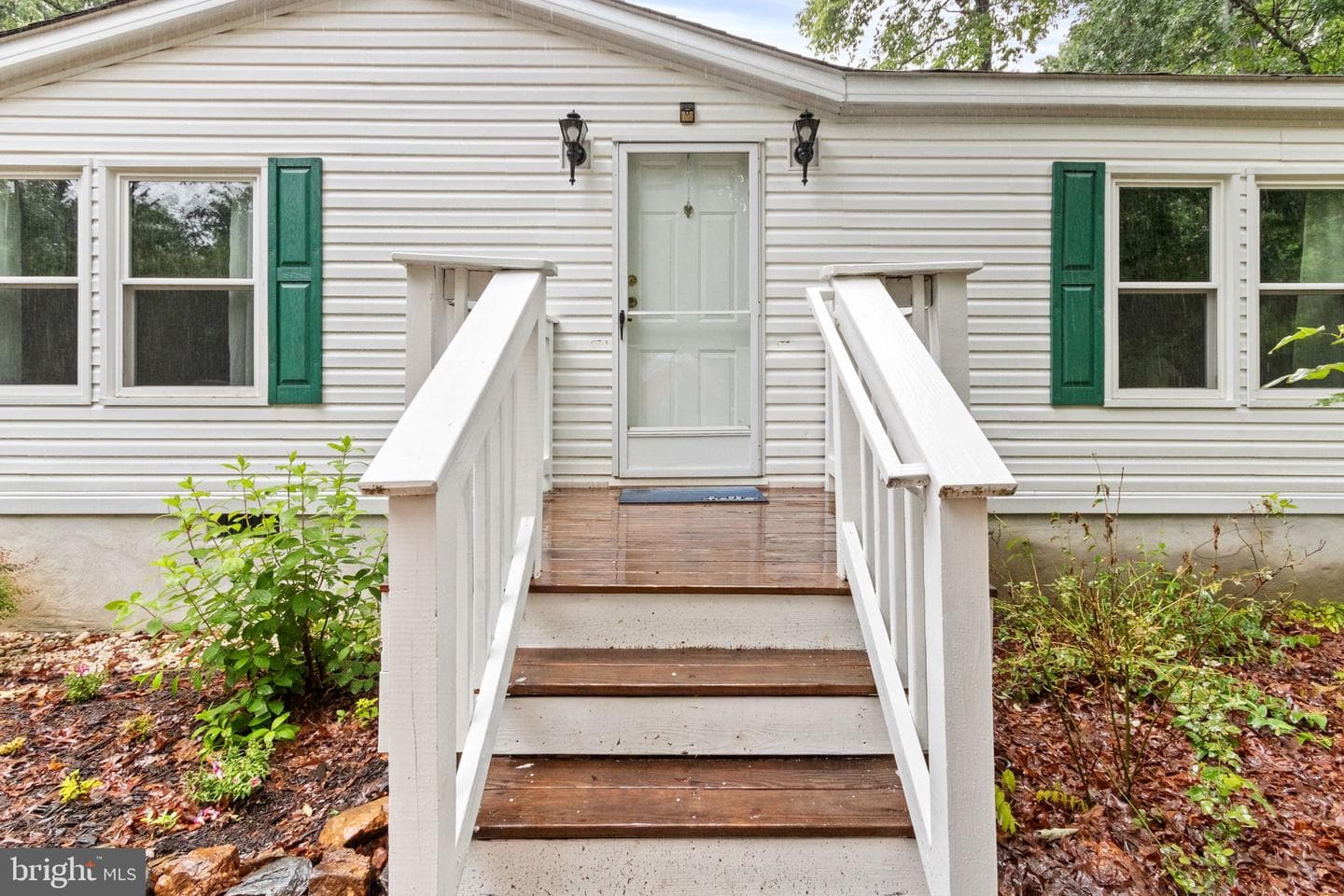 12805 W Catharpin Road photo 2