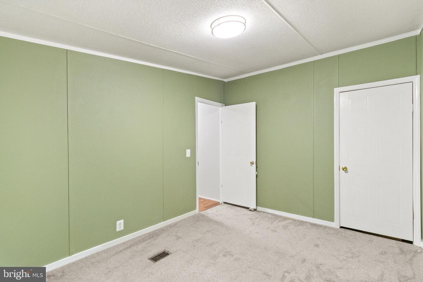12805 W Catharpin Road photo 23