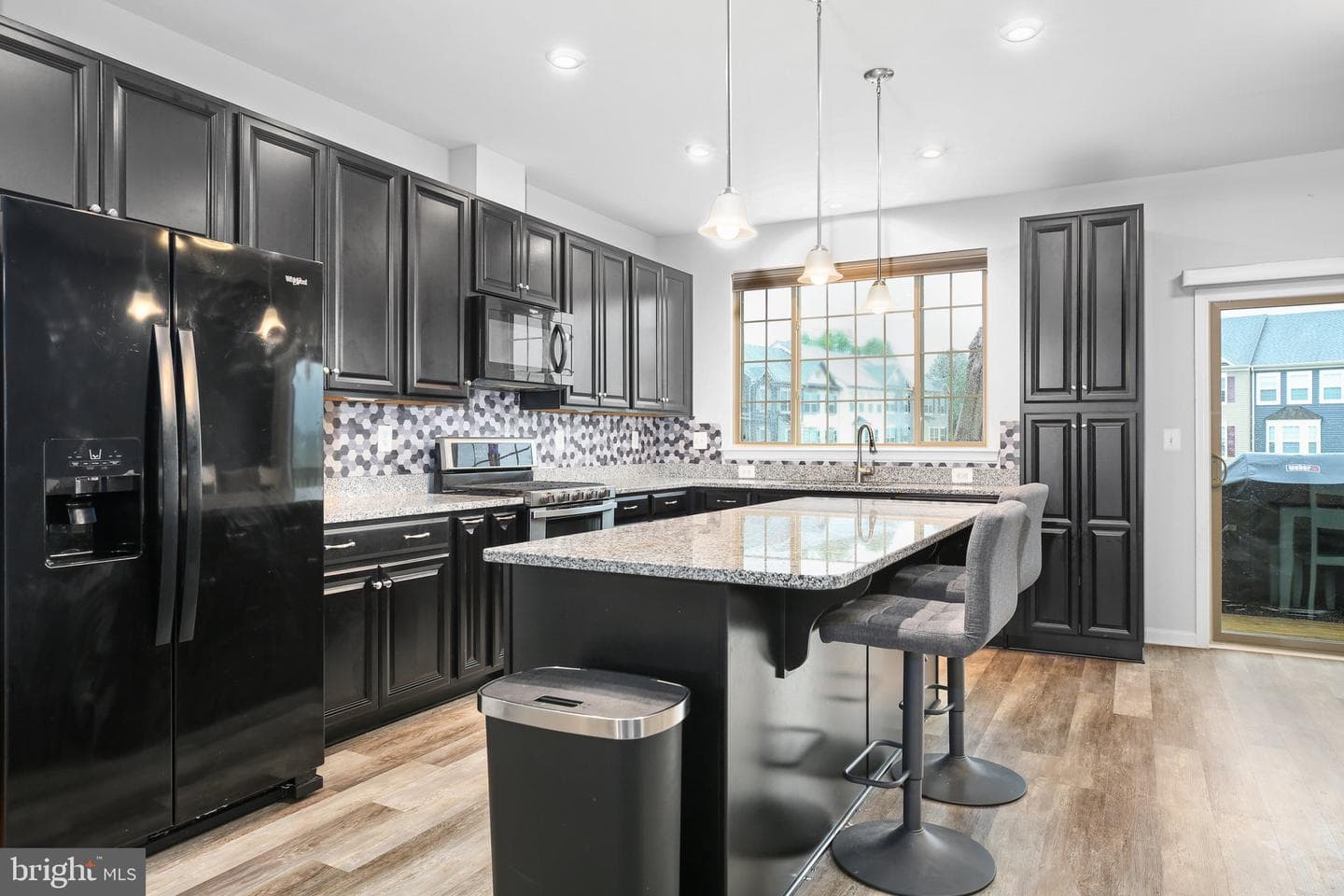 2327 Champions Way photo 12