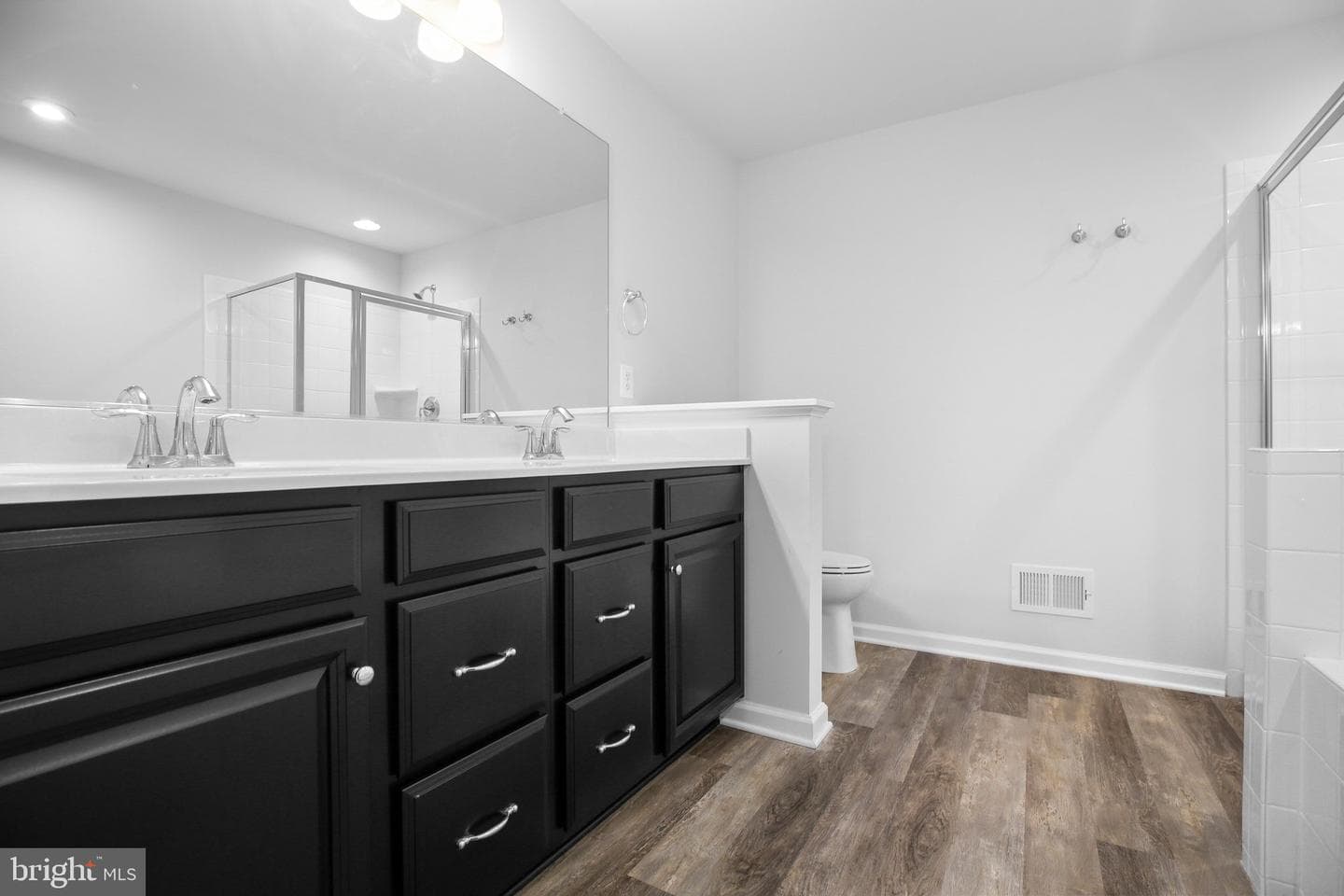 2327 Champions Way photo 19