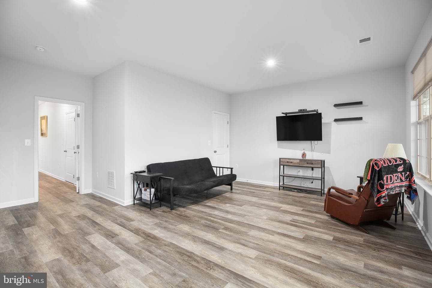 2327 Champions Way photo 27