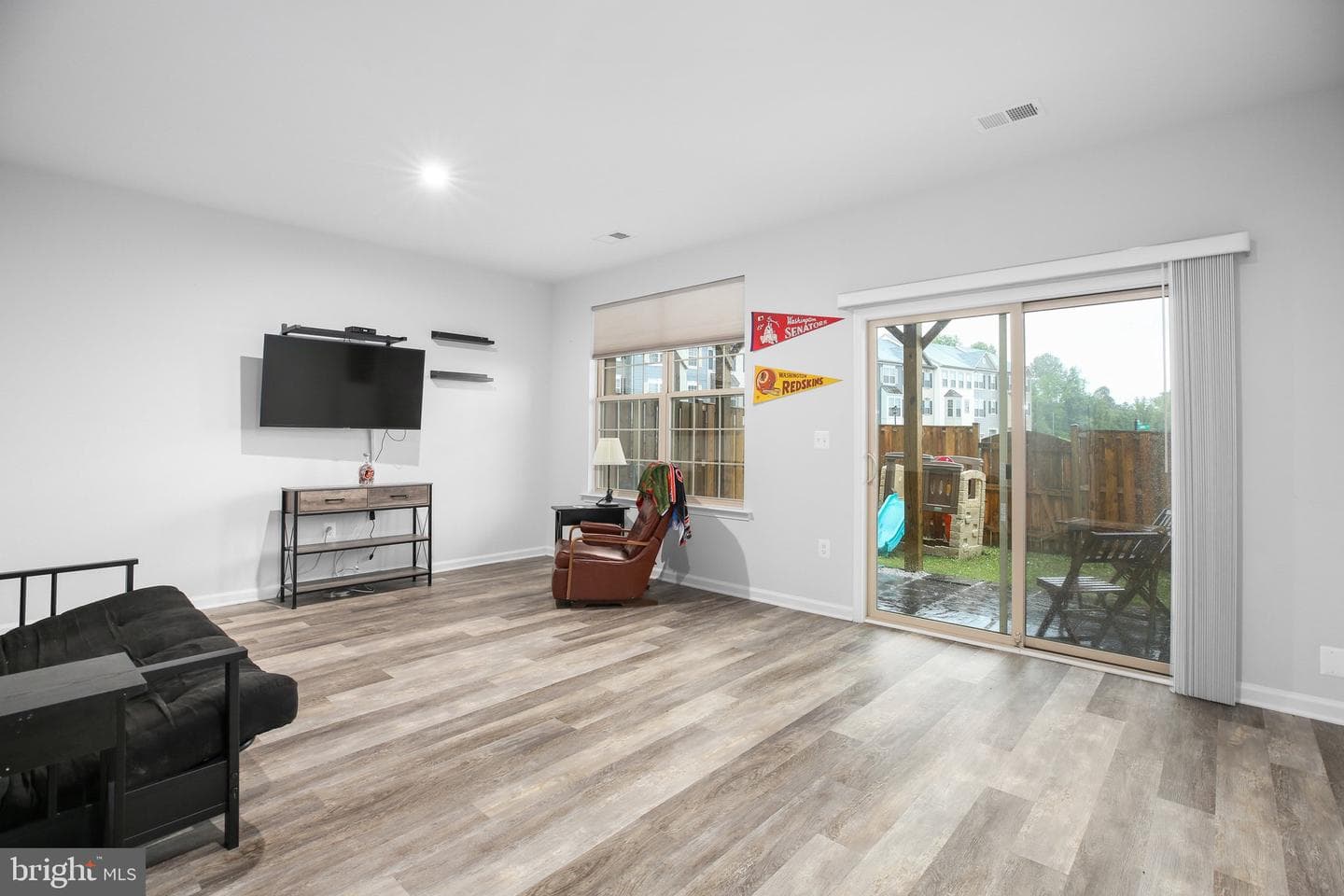 2327 Champions Way photo 29