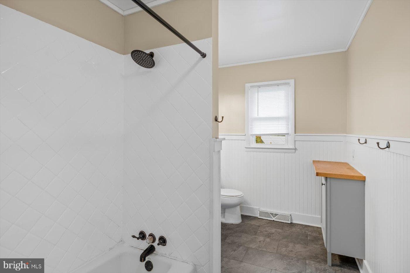 7615 Morris Road photo 19