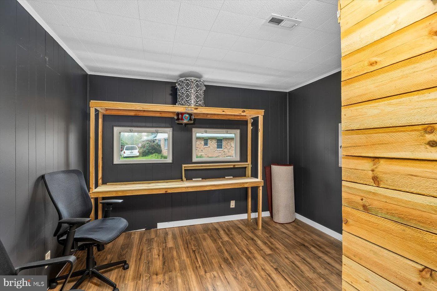 7615 Morris Road photo 23