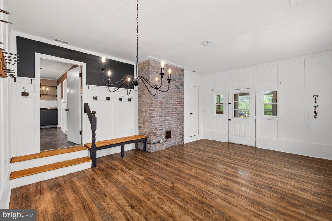 7615 Morris Road photo 7