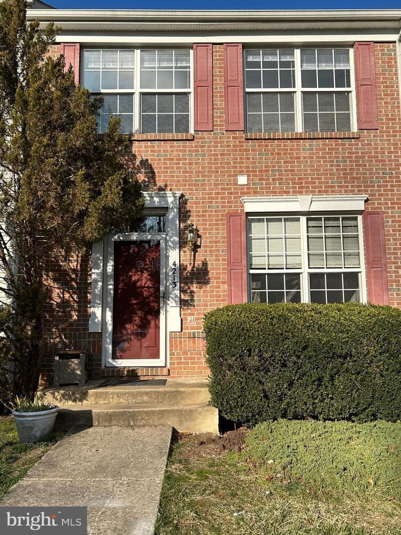 4213 Normandy Court photo 1
