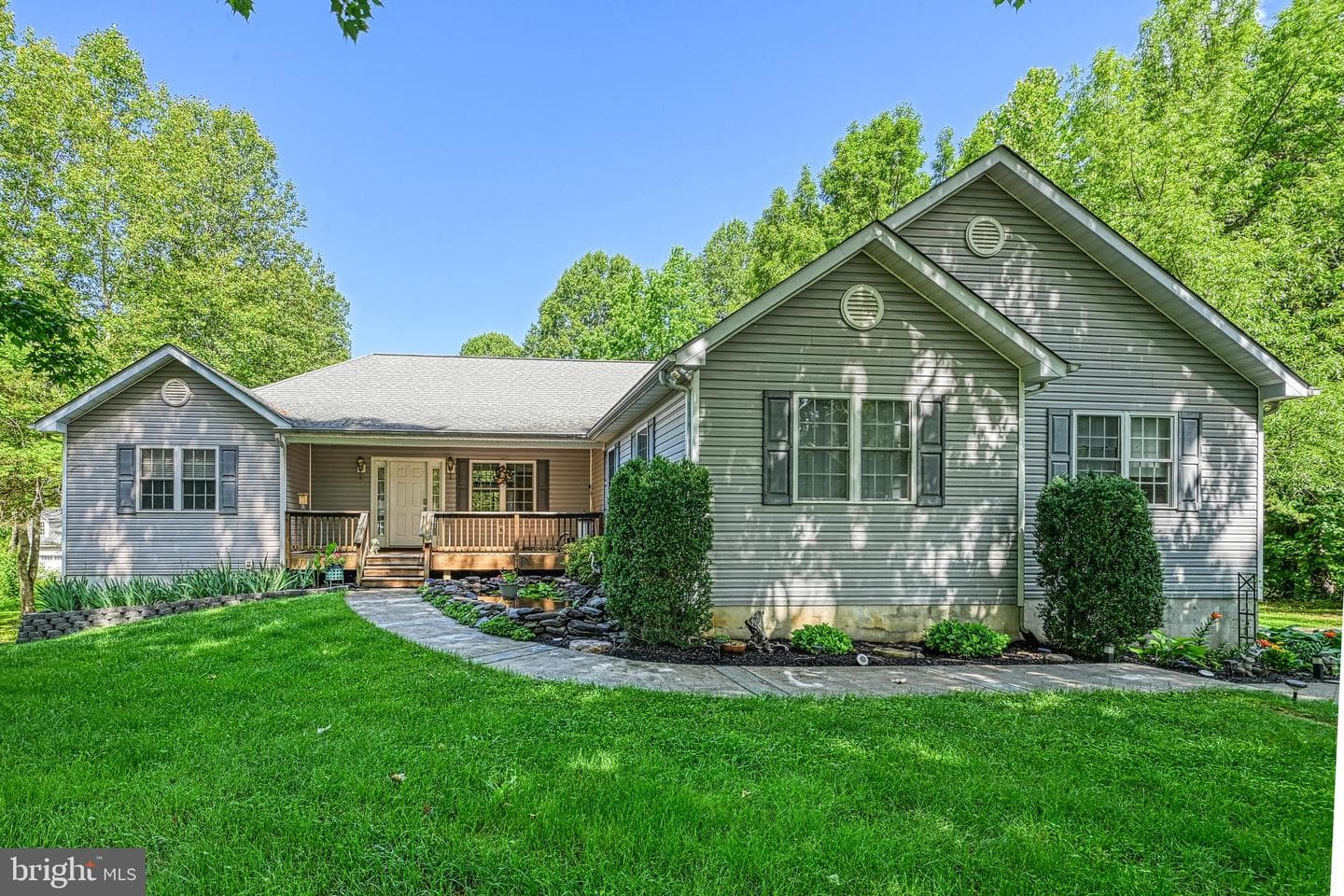 2406 Valentine Drive photo 1
