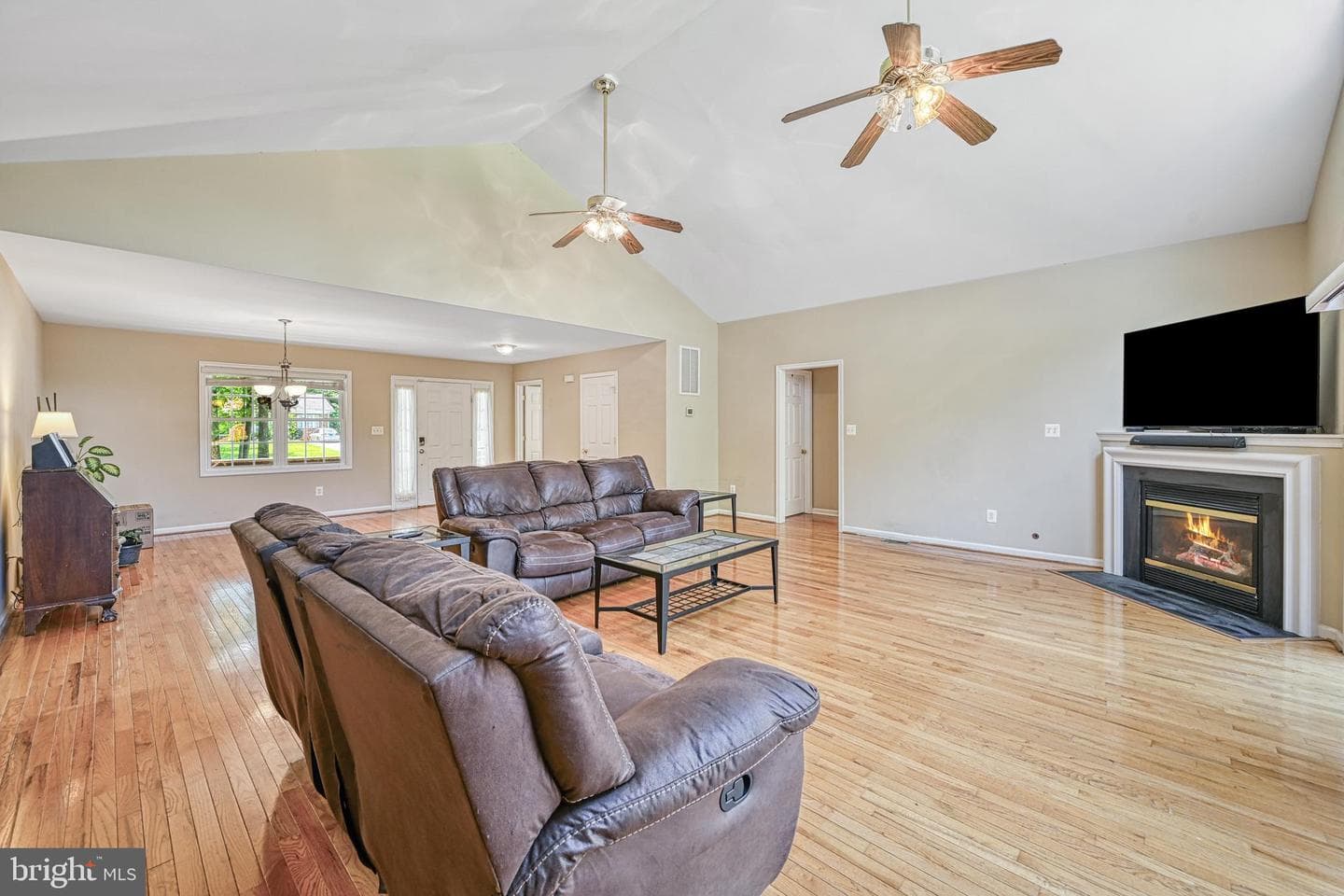 2406 Valentine Drive photo 22