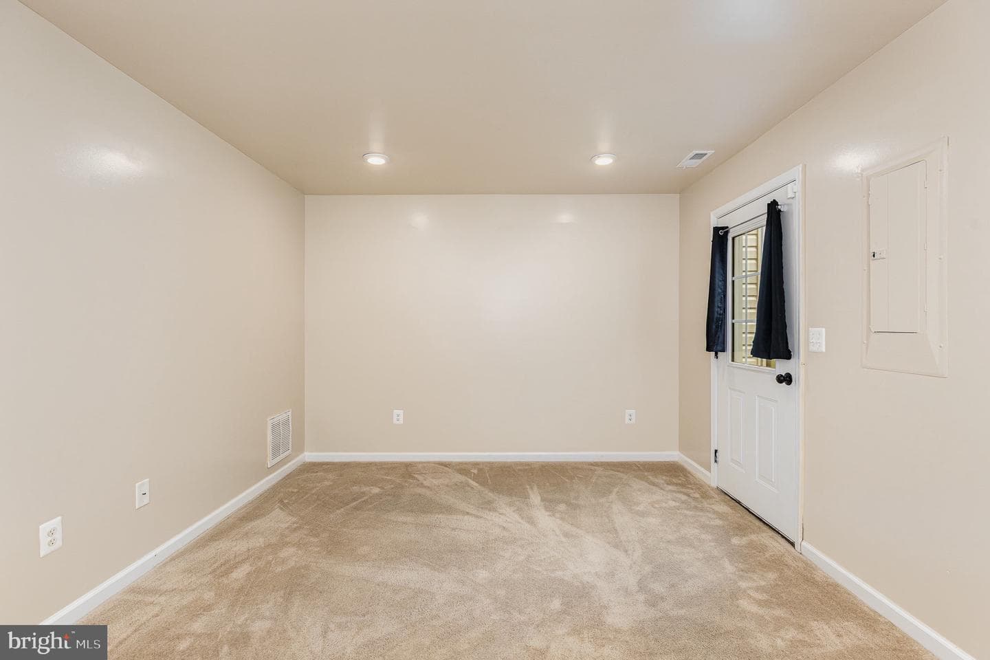2239 Mallard Landing Drive photo 22