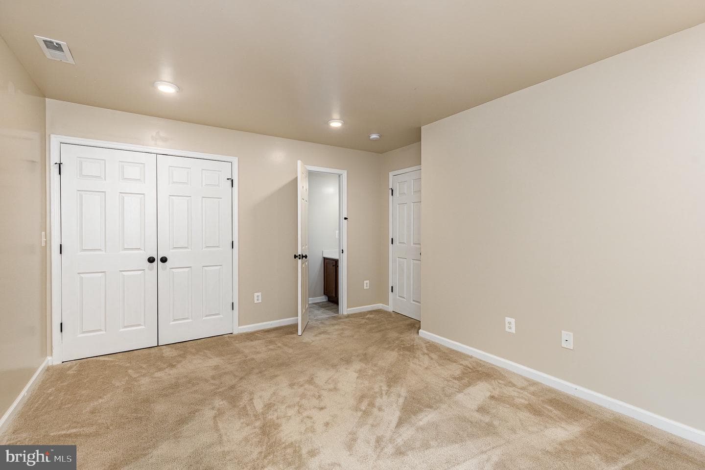 2239 Mallard Landing Drive photo 23