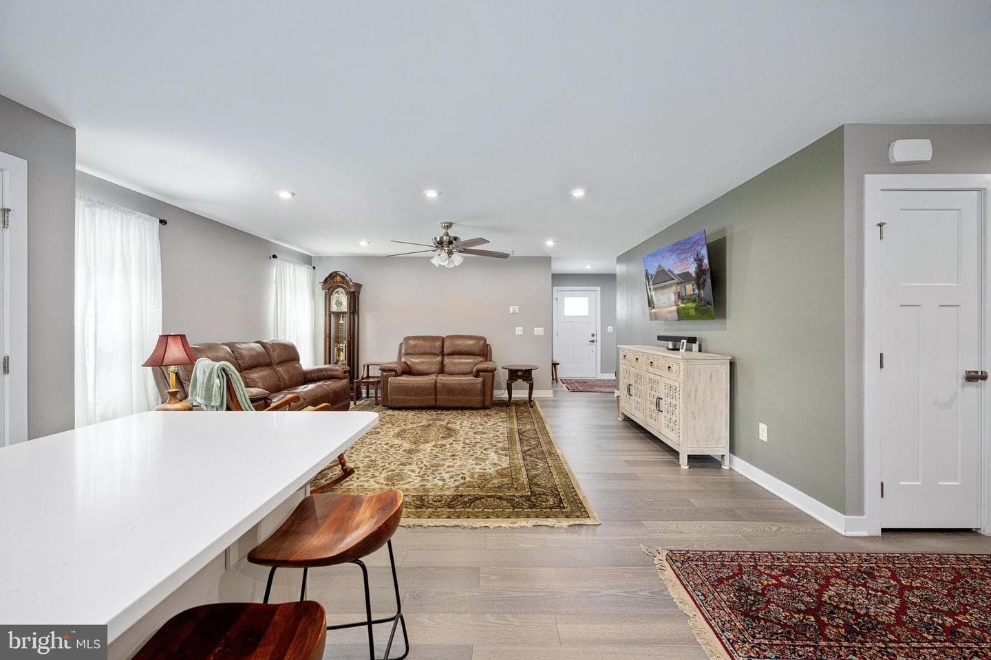 7424 Brentford Terrace photo 27
