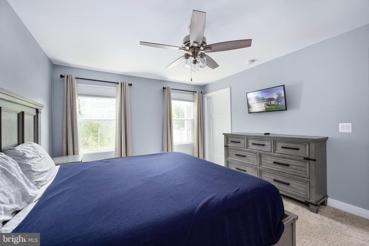 7424 Brentford Terrace photo 46