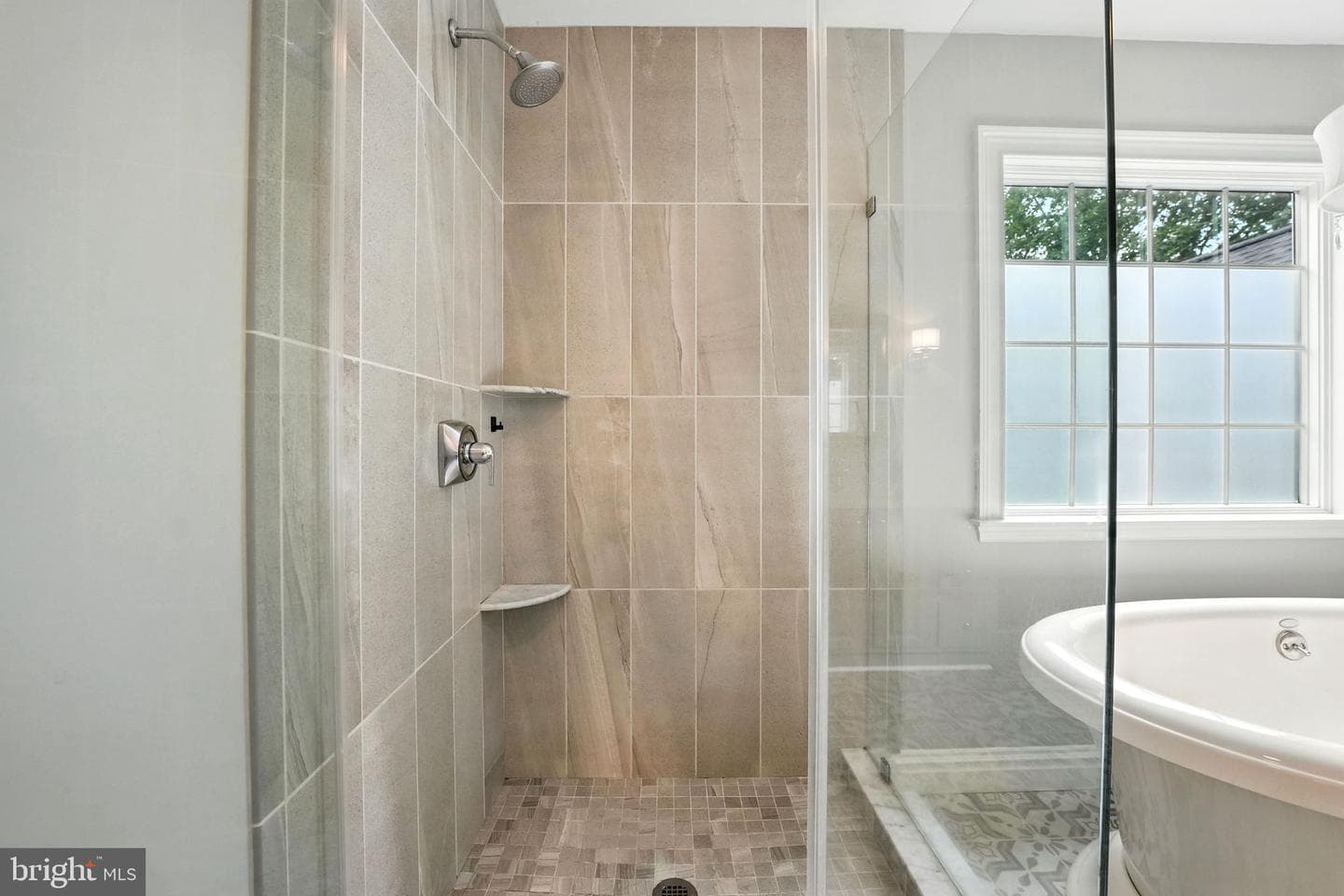 10803 Perrin Circle photo 14