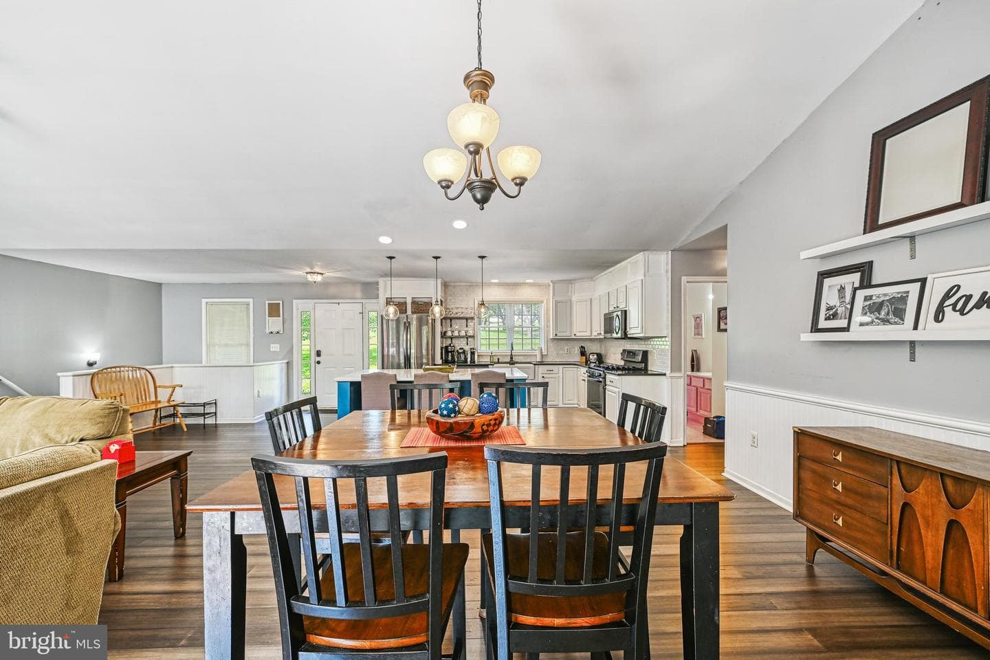 15513 Chestnut Tree Court photo 17