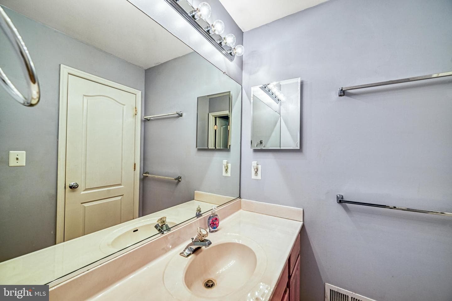 15513 Chestnut Tree Court photo 35
