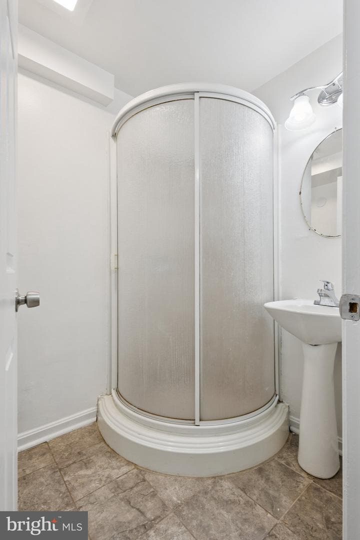 6035 Loriella Park Drive photo 13