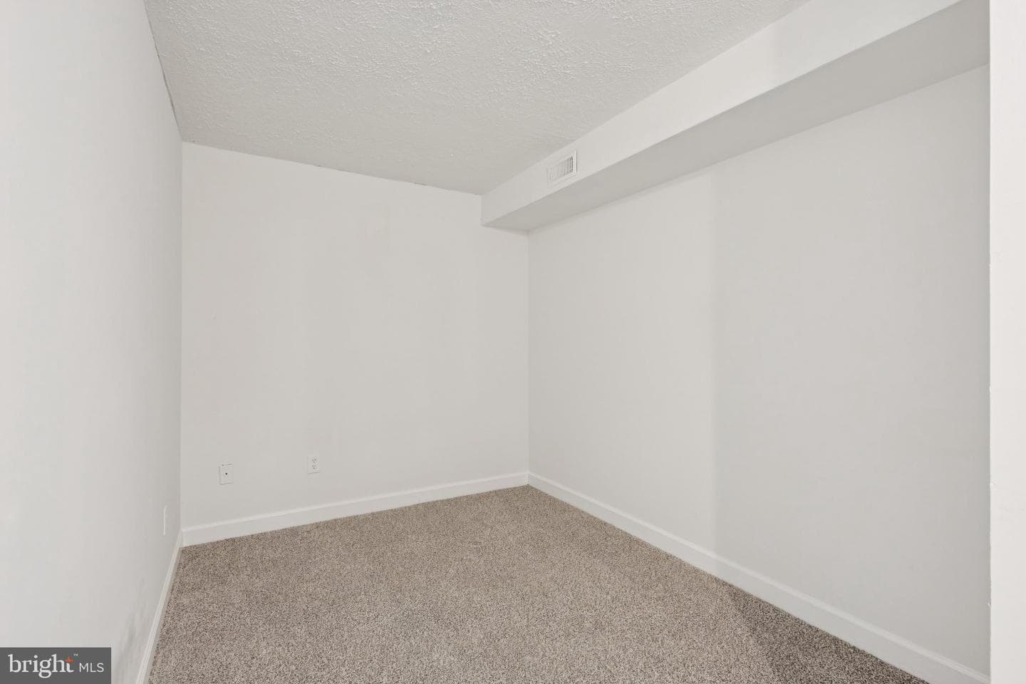 6035 Loriella Park Drive photo 16