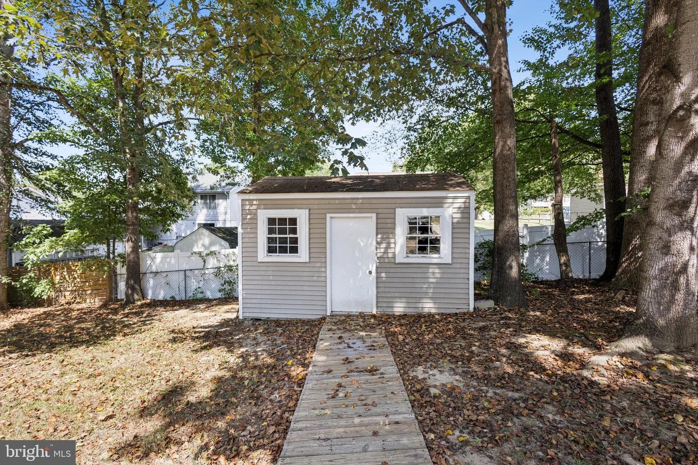6035 Loriella Park Drive photo 19