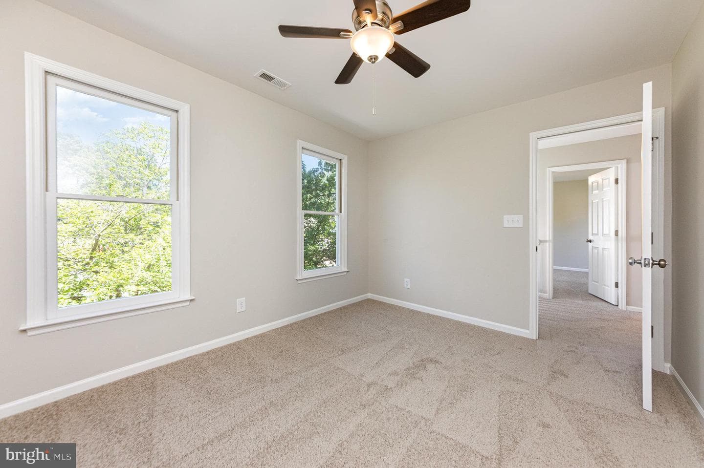 5907 Cambridge Drive photo 19