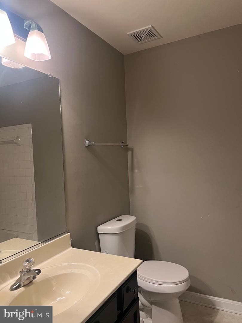 7210 Finch Lane photo 40